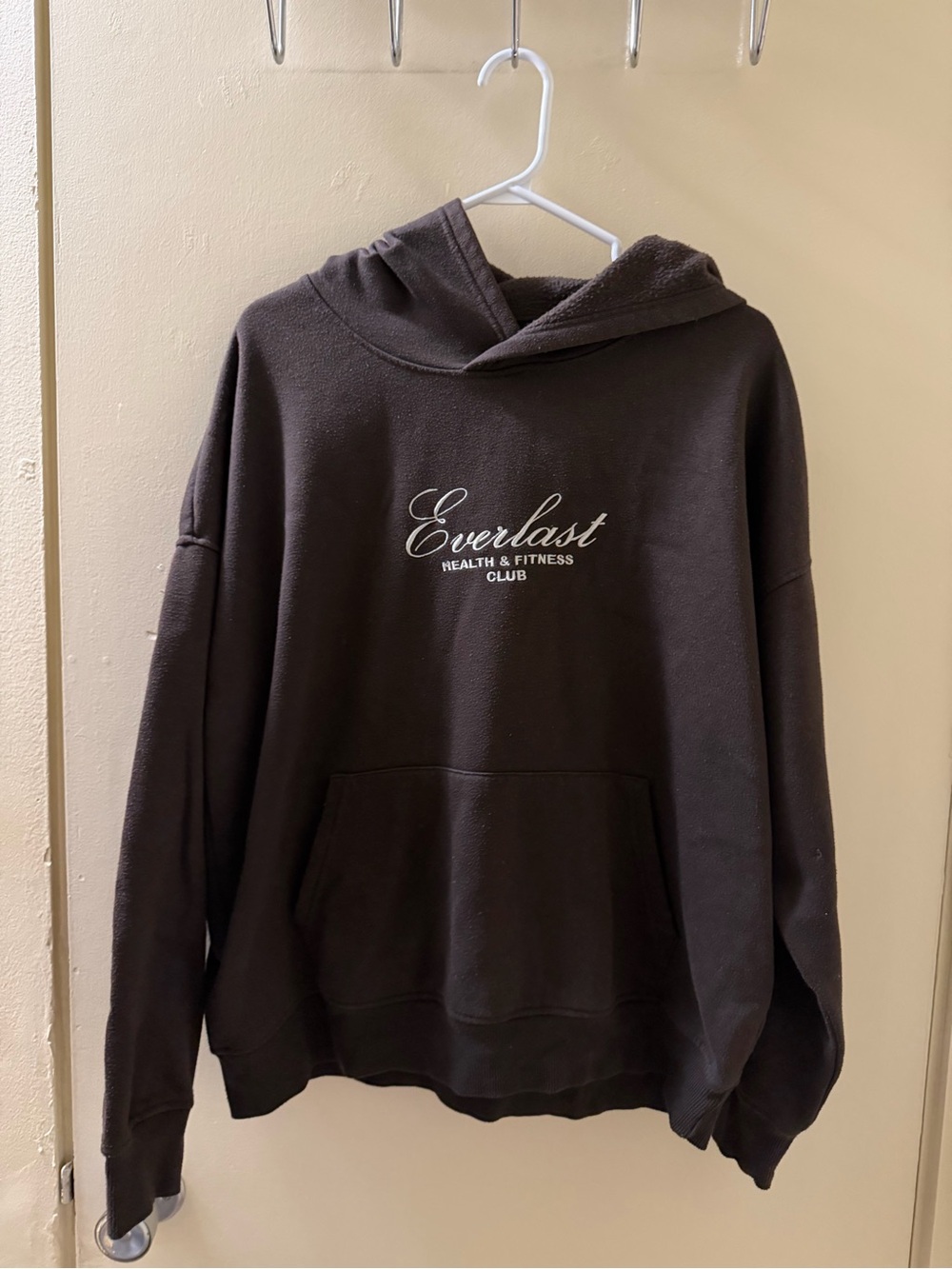 Everlast Men’s Black Crewneck Hoodie with Script Logo